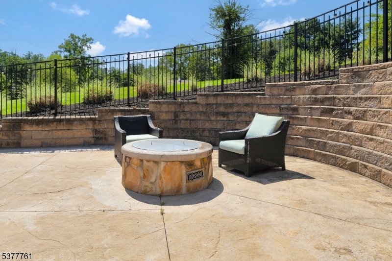 Crystal Glenn - Residential