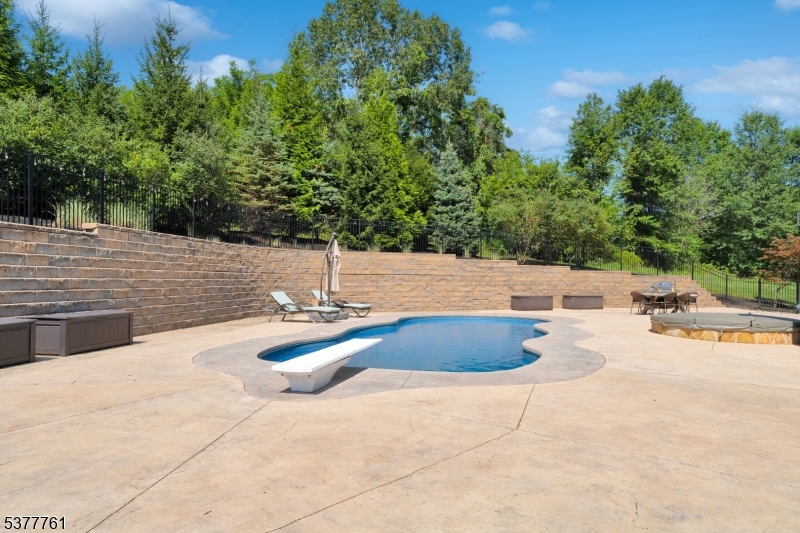 Crystal Glenn - Residential