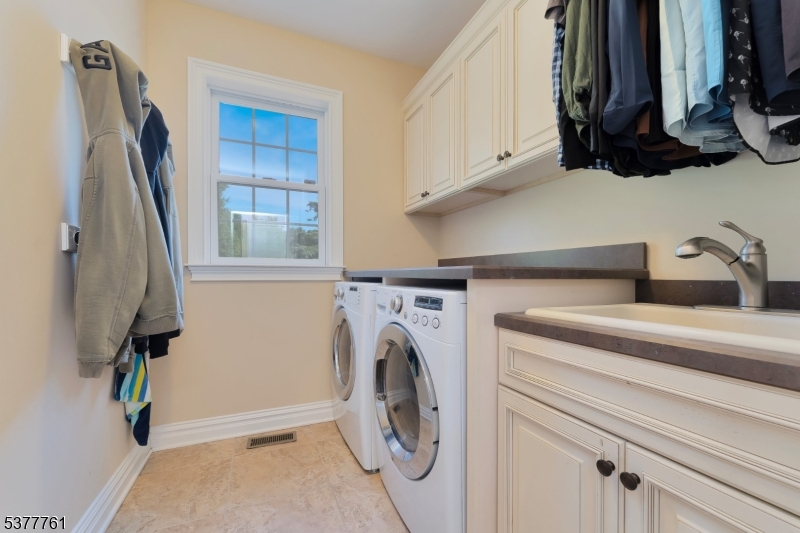 Crystal Glenn - Residential