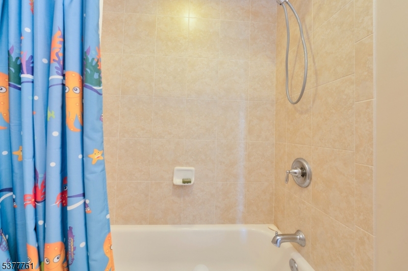 Crystal Glenn - Residential