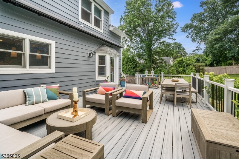 Fairway/Yantacaw Brook - Residential