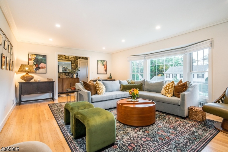 Fairway/Yantacaw Brook - Residential