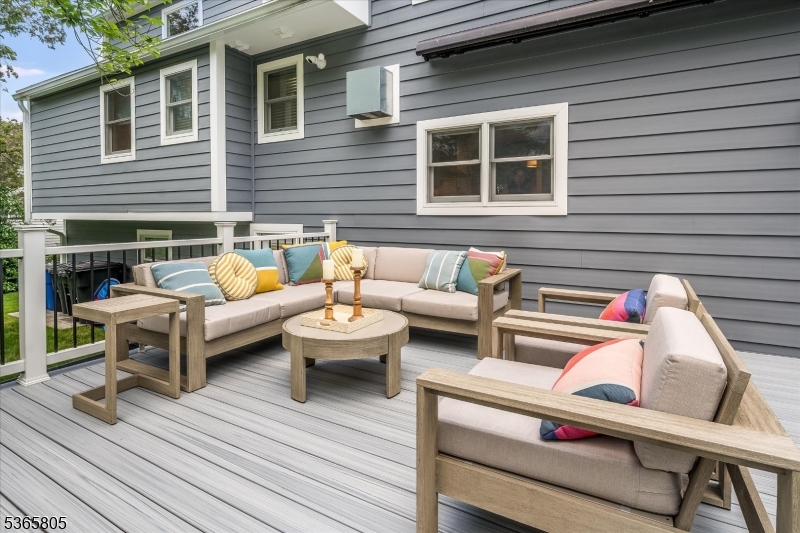 Fairway/Yantacaw Brook - Residential