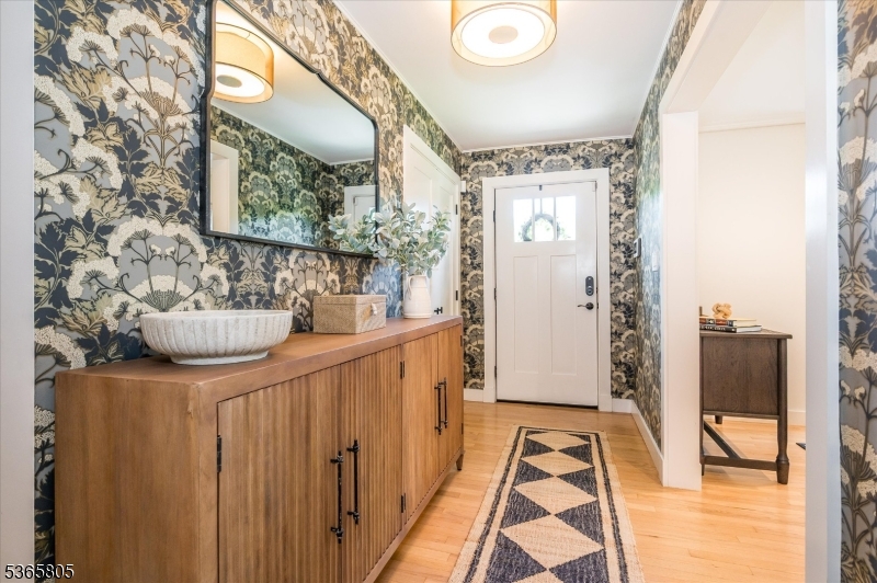 Fairway/Yantacaw Brook - Residential