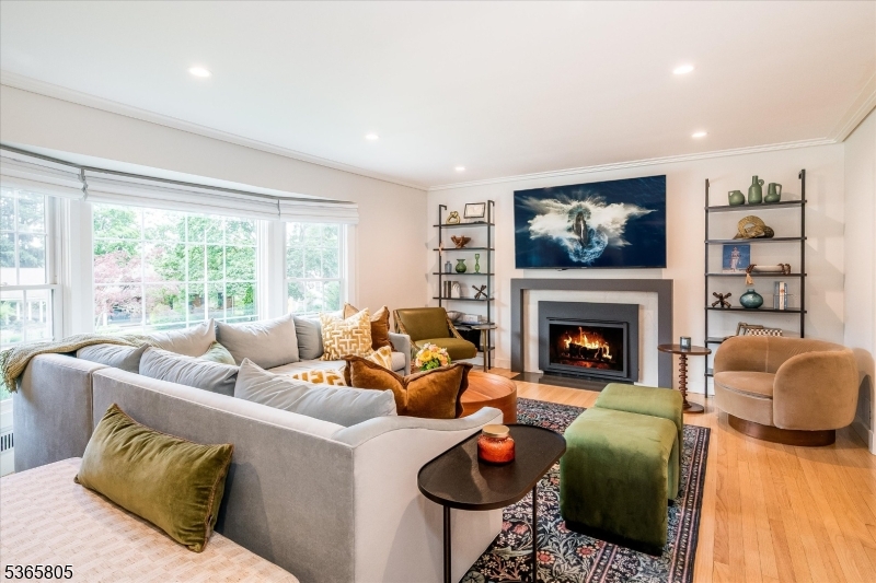 Fairway/Yantacaw Brook - Residential