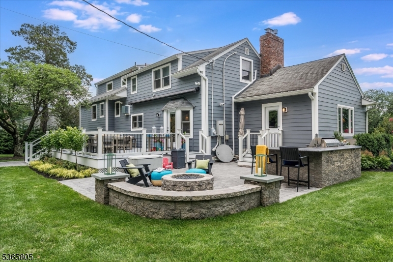 Fairway/Yantacaw Brook - Residential