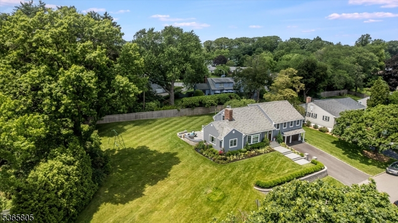 Fairway/Yantacaw Brook - Residential