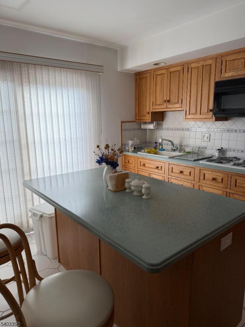 Washington School - Residential Income