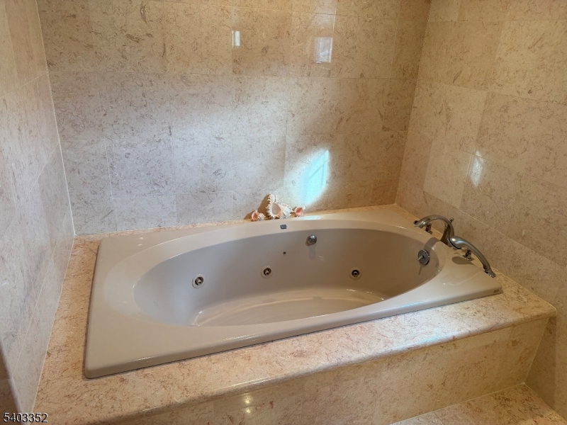 Washington School - Residential Income