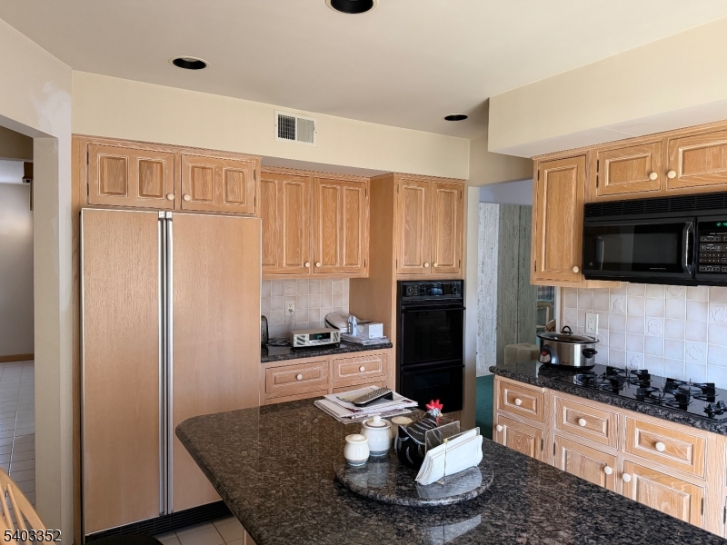 Washington School - Residential Income