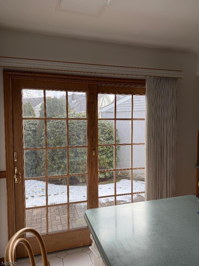 Washington School - Residential Income