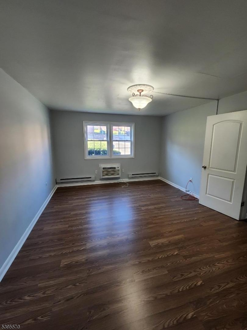 Mountainview Manor - Residential Lease