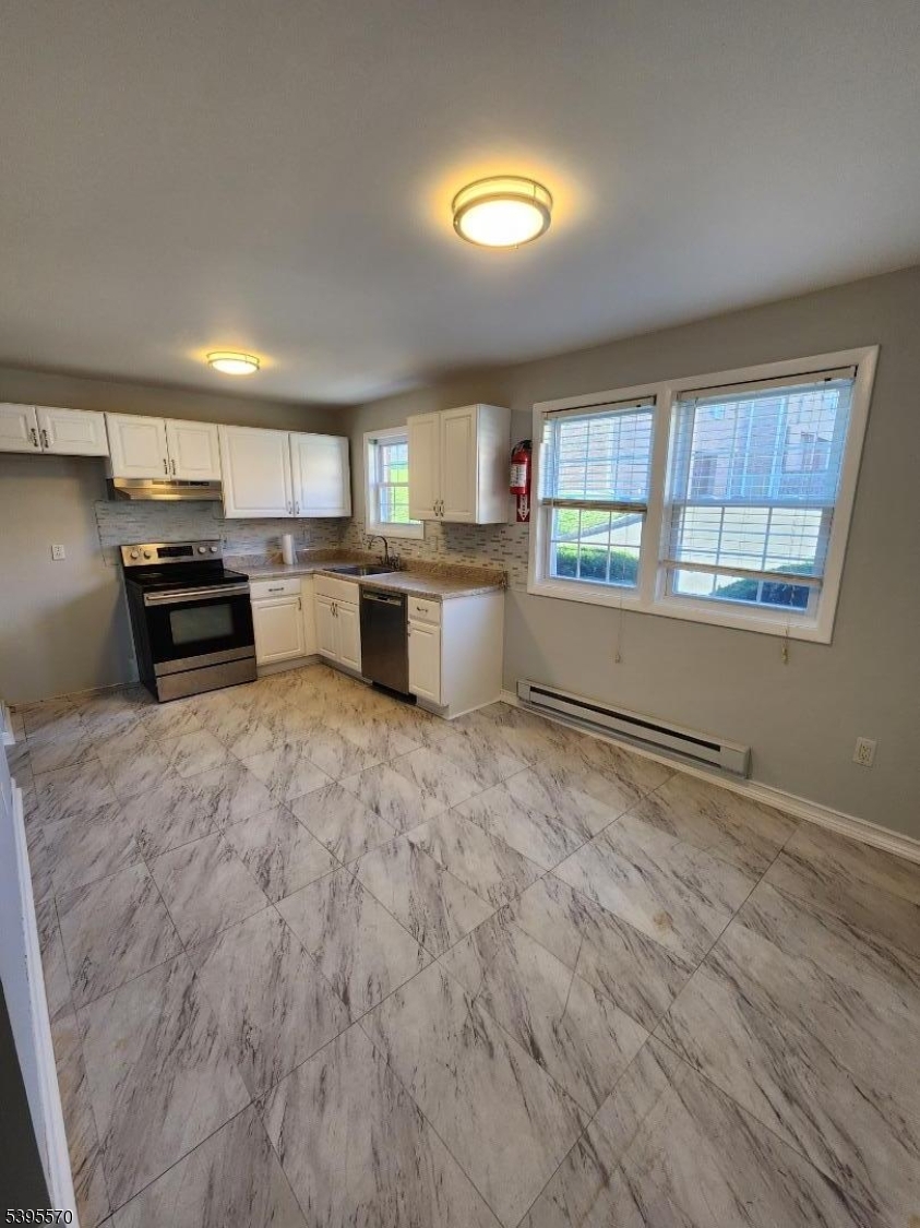 Mountainview Manor - Residential Lease