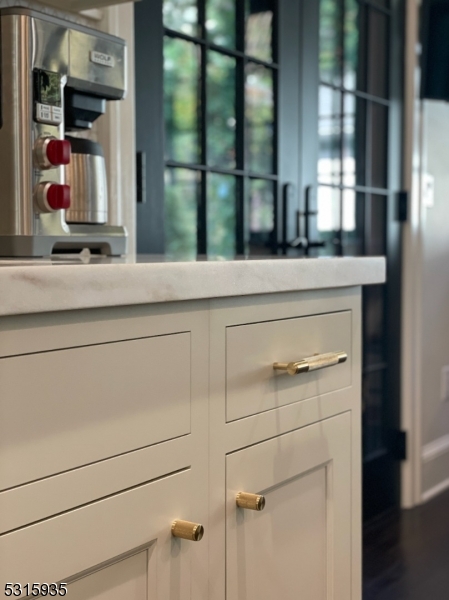 Upper Wyoming - Residential