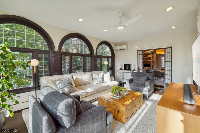 Upper Wyoming - Residential