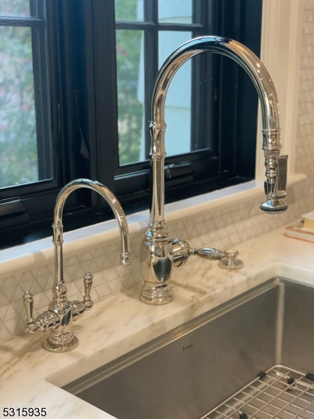 Upper Wyoming - Residential