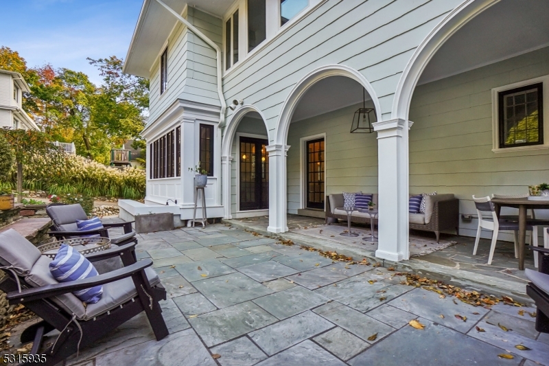 Upper Wyoming - Residential