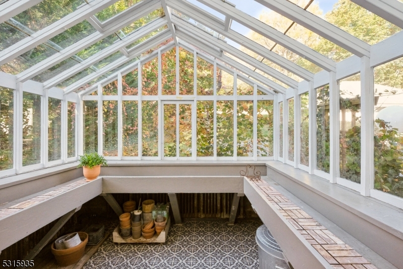 Upper Wyoming - Residential