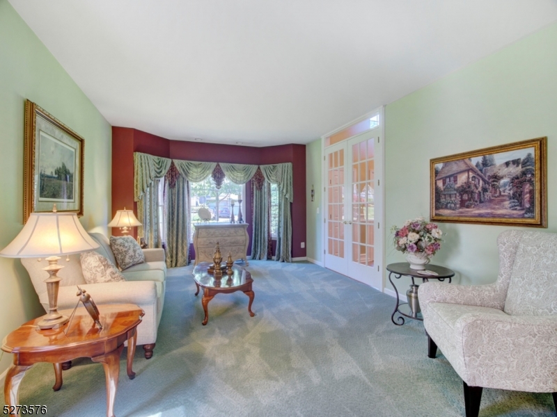 Poets Peak - Residential