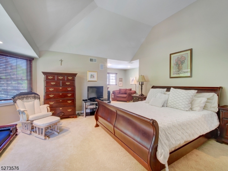 Poets Peak - Residential