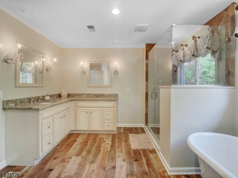 Poets Peak - Residential