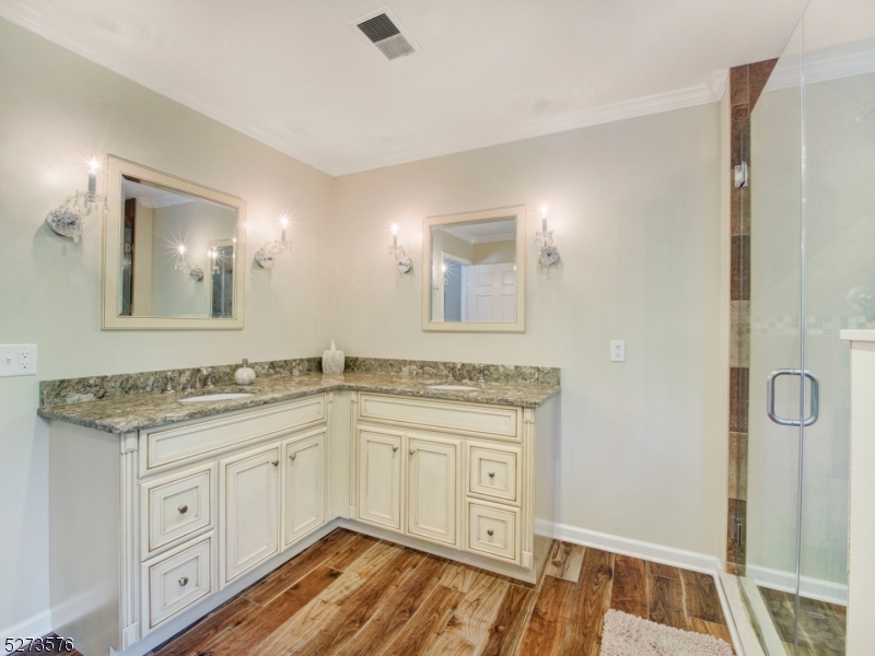 Poets Peak - Residential