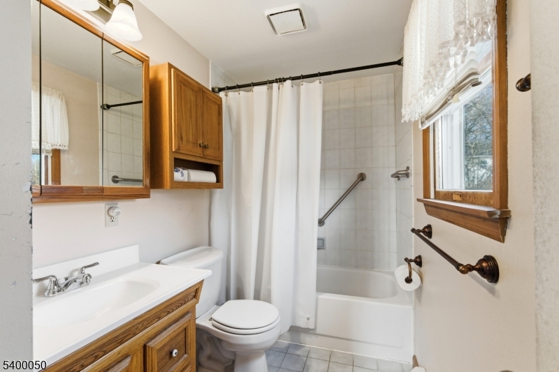 Upper Greenwood Lake - Residential