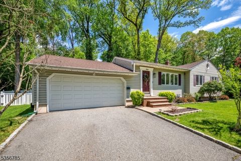 104 Lions Head Dr E Wayne Twp. NJ 07470