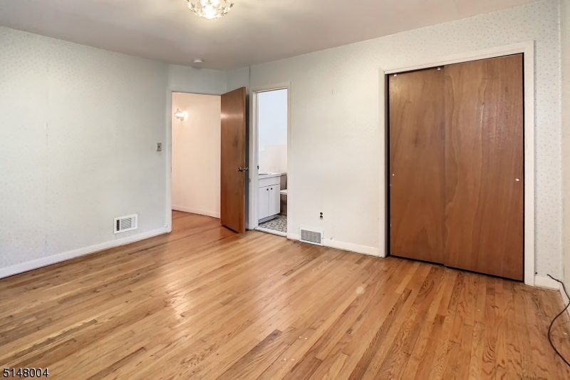 White Meadow Lake - Residential