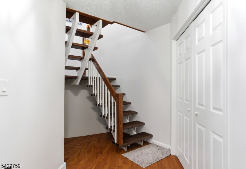 Harmon Cove Tower - Residential