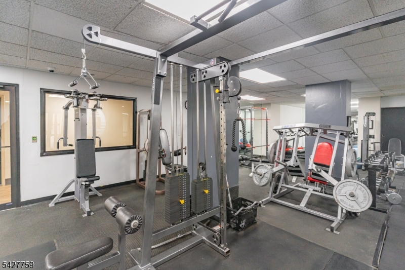 Harmon Cove Tower - Residential