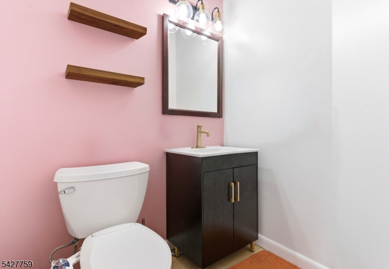 Harmon Cove Tower - Residential