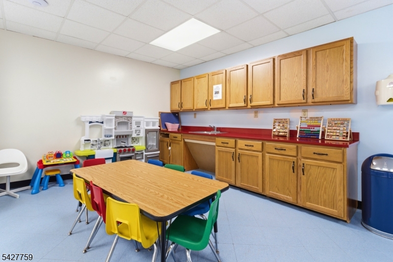 Harmon Cove Tower - Residential