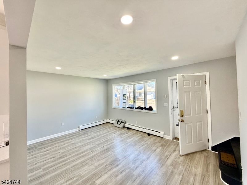 iselin - Residential