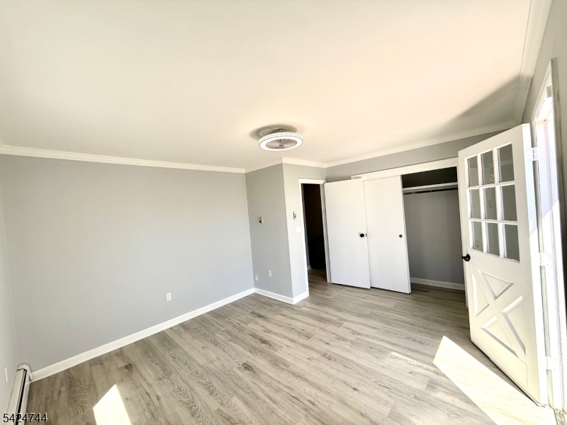 iselin - Residential