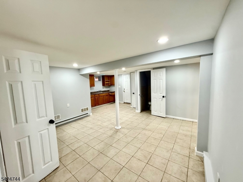 iselin - Residential