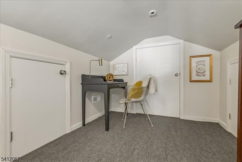 Upper Montclair - Residential