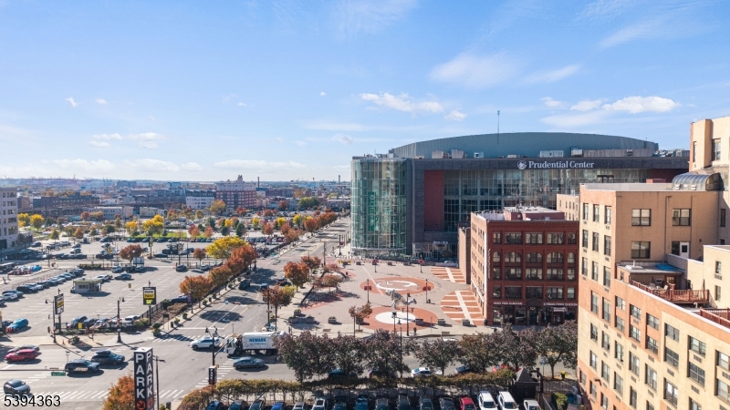 Renaissance Towers - Residential