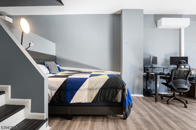 Renaissance Towers - Residential