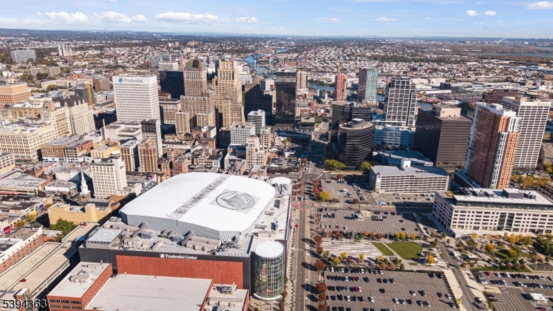 Renaissance Towers - Residential