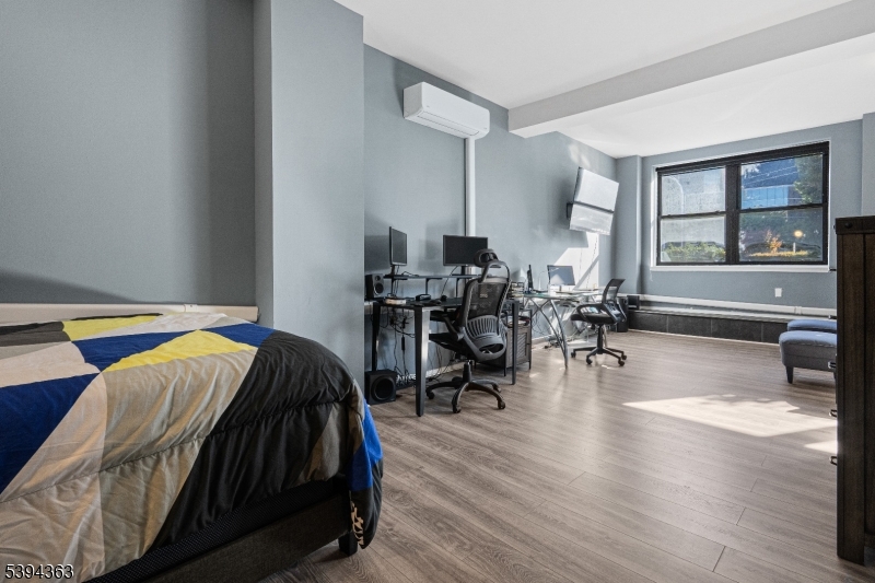 Renaissance Towers - Residential