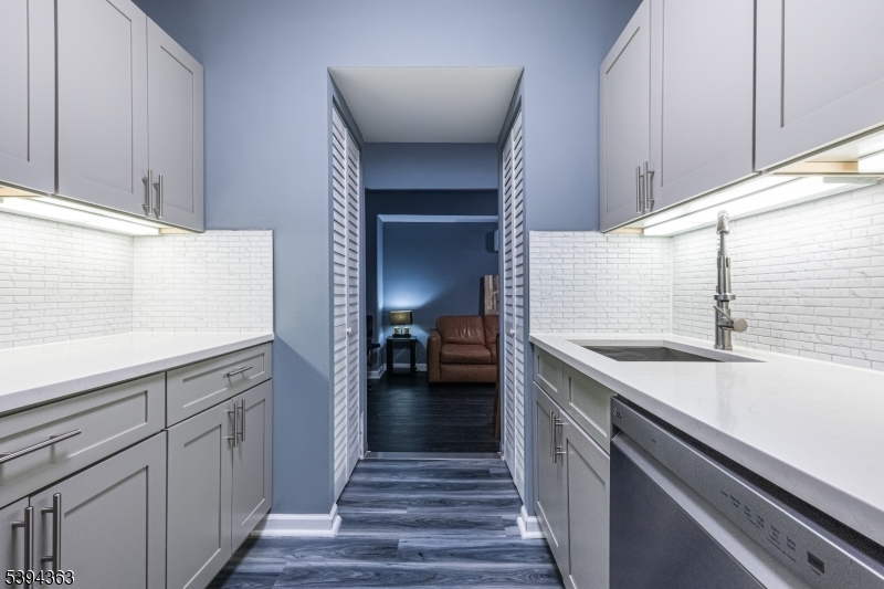 Renaissance Towers - Residential