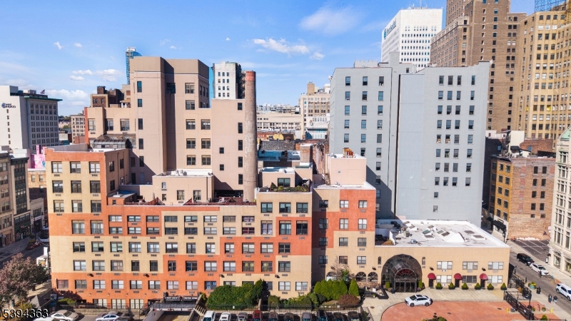 Renaissance Towers - Residential