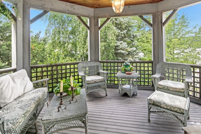 GREEN POND - Residential