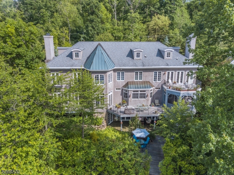 GREEN POND - Residential