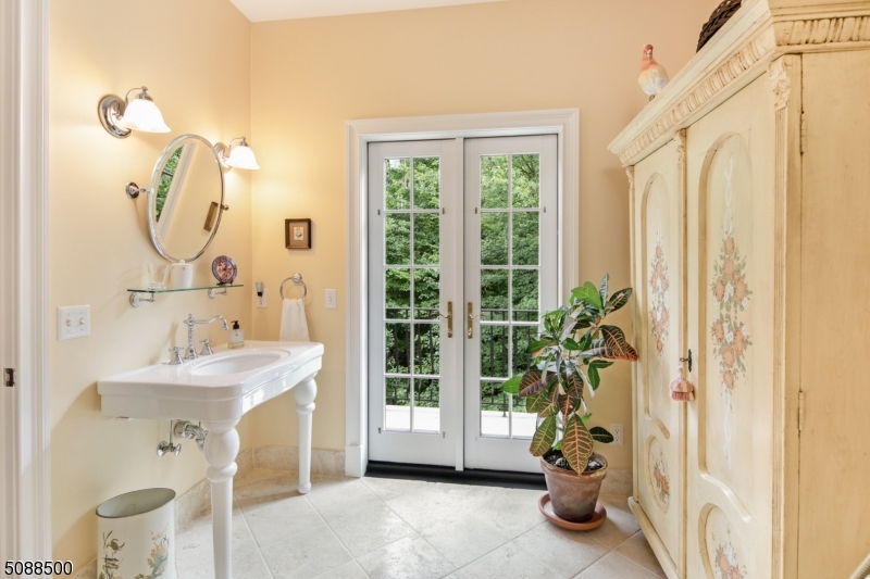 GREEN POND - Residential