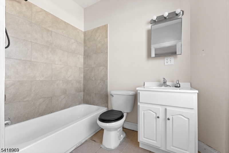 Fairmount - Residential Income