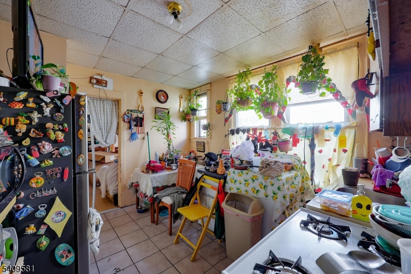 FOURPLEX SOUTH NEWARK - Residential Income