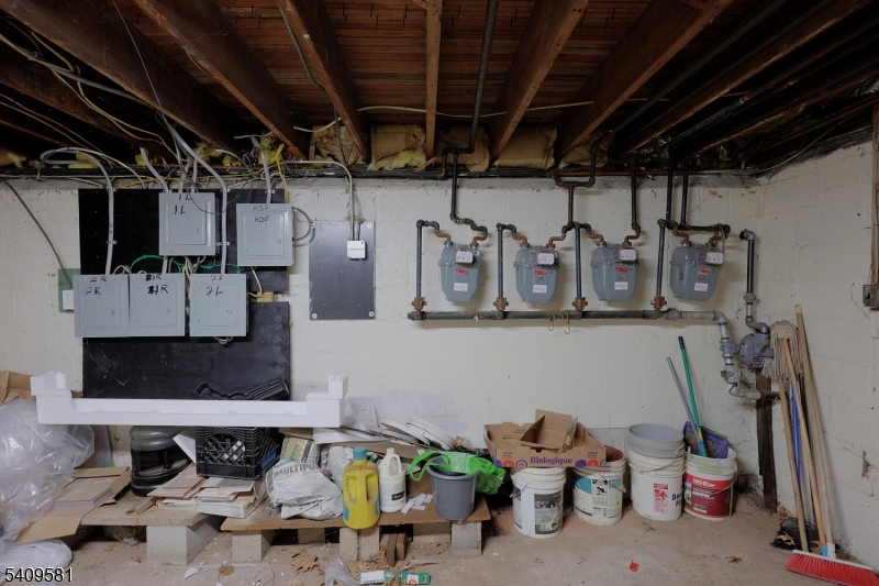 FOURPLEX SOUTH NEWARK - Residential Income