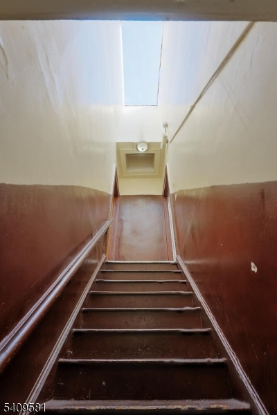 FOURPLEX SOUTH NEWARK - Residential Income